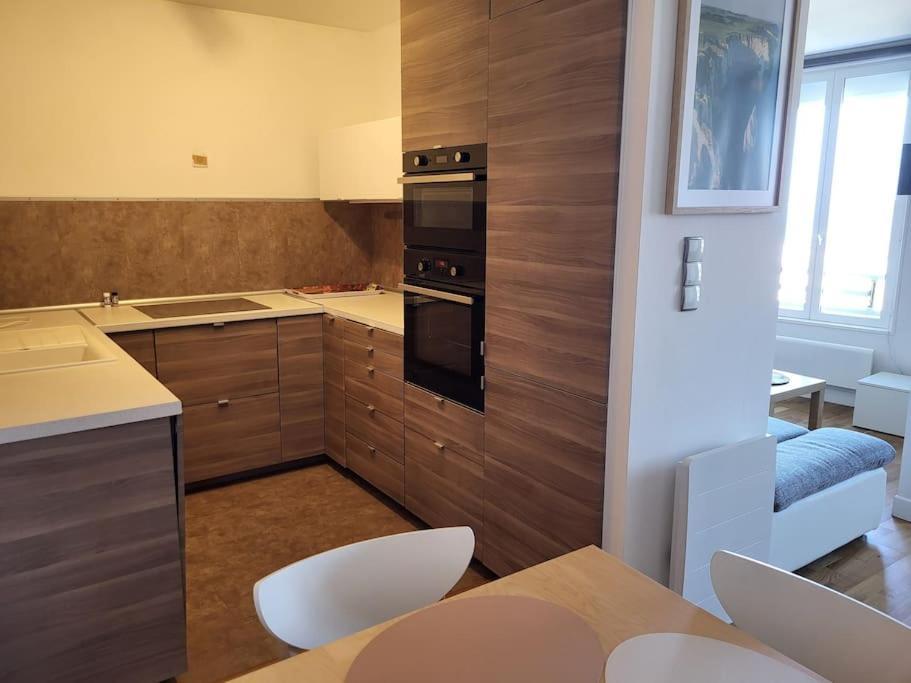 Appartement Vue Mer A 100 M De La Plage Ault Buitenkant foto